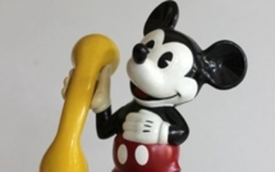 Telephone en plastique representant Mickey ( fonc…
