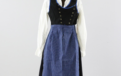 A 6-piece women's folk costume, inspired by Delsbo and Bjuråker folk costumes. 20th century.