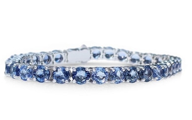 Ceylon 22.26 Carat Light Blue Natural Sapphire Tennis Bracelet Riviera - 14 kt. White gold - Bracelet - 22.26 ct Sapphire - NO RESERVE