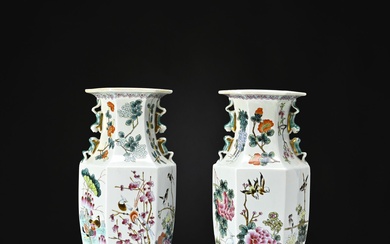 Chine, paire de vases à pans en porcelaine... - Lot 97 - Richard Maison de ventes