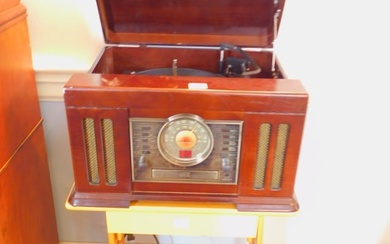 Crosley radio record player