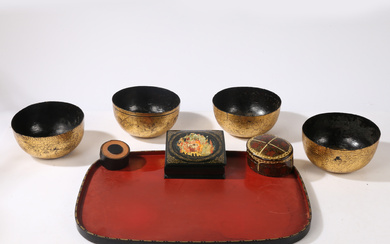FOUR 19th CENTURY JAPANESE GILT FINGER BOWLS, A LACQUERED TRAY, A RUSSIAN BOX AND TWO OTHER BOXES (8).