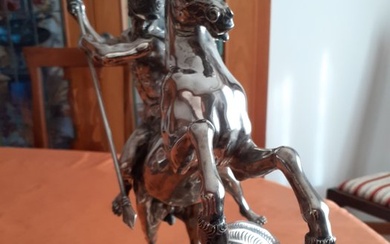 Figurine - .800 silver - Italy - First half 20th century