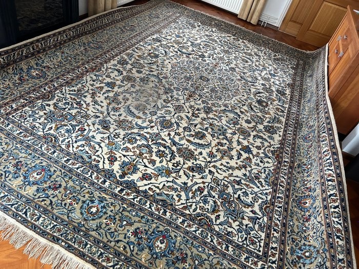 Keshan - Carpet - 430 cm - 317 cm