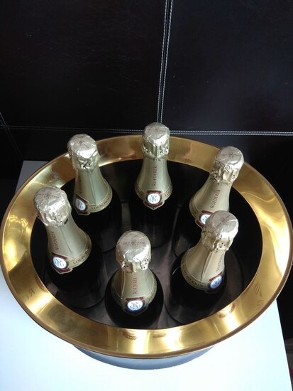 Louis Roederer Brut Premier & 1980s Ice Bucket XXL - Champagne - 6 Bottles (0.75L)