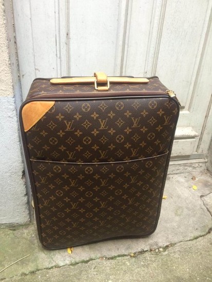 Louis Vuitton - Pegase 55 Suitcase