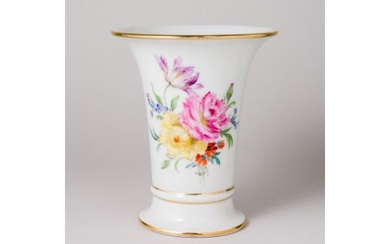 Meissen Vase Bunte Blume Bukett 16,5 cm 4. Wahl unbeschädigt