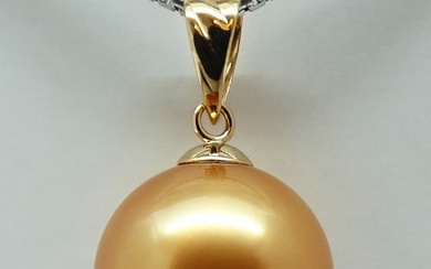 No Reserve Price - Golden South Sea Pearl, 24K Golden Saturation, Round, 12.5 mm - Pendant 18 kt. Yellow gold