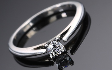 Nordic Urban Mining. Solitaire diamond ring of 18 kt. white gold, approx. 0.15 ct.