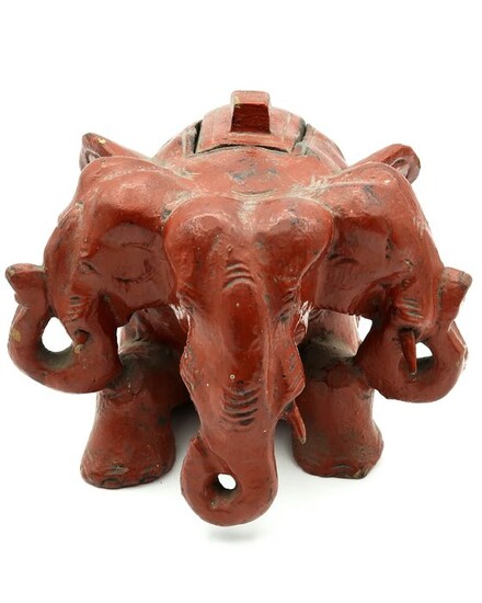 Old zoomorphic box - Erawan mythical three-headed elephant - Wood - Thailand - Late 19th / early 20th century