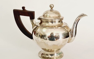 Teapot, 14cm - .800 silver - Portugal - Mid 19th century