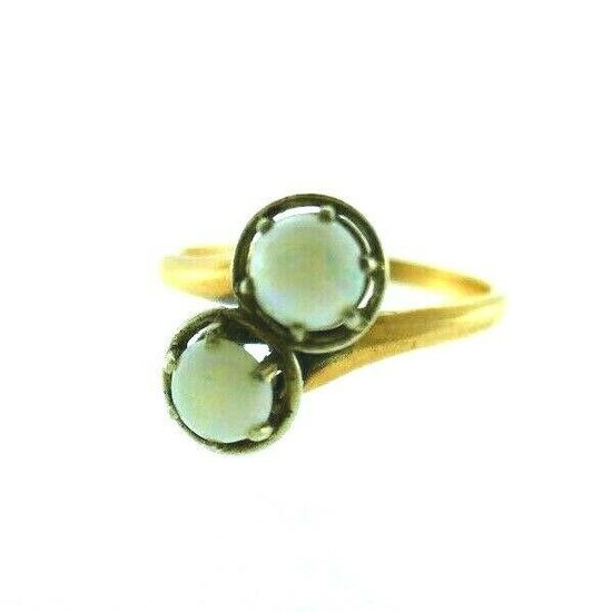 VINTAGE 14k Yellow Gold Opal Bypass Ring