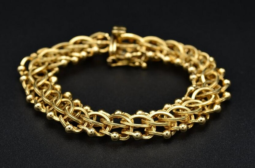 Vintage 14 Karat Yellow Gold Chain Charm Bracelet