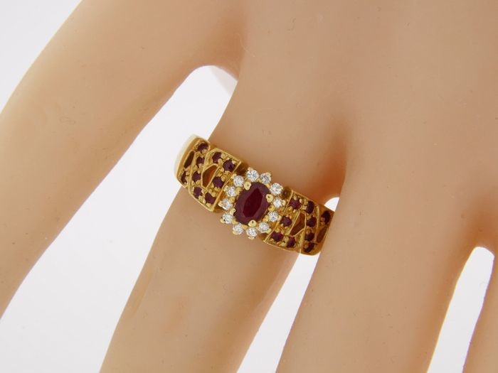 evagold - 18 kt. Yellow gold - Ring Ruby
