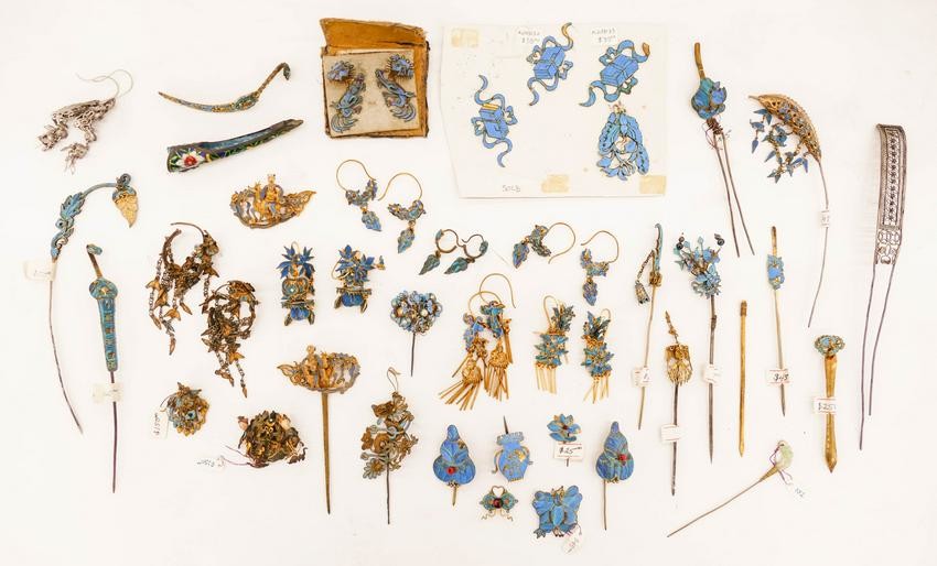 40pc Collection of Chinese 19th Cent. Kingfisher