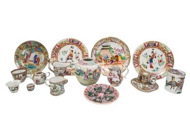 A GROUP OF CHINESE FAMILLE ROSE PORCELAIN, PREDOMINANTLY 19T...