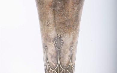 A LARGE SILVER KIDDUSH CUP