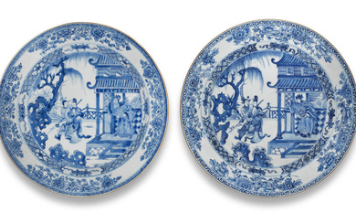 A PAIR OF LARGE BLUE AND WHITE 'ROMANCE OF THE...