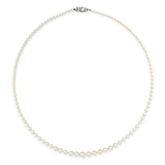 A PEARL AND DIAMOND NECKLACE comprising of a single row