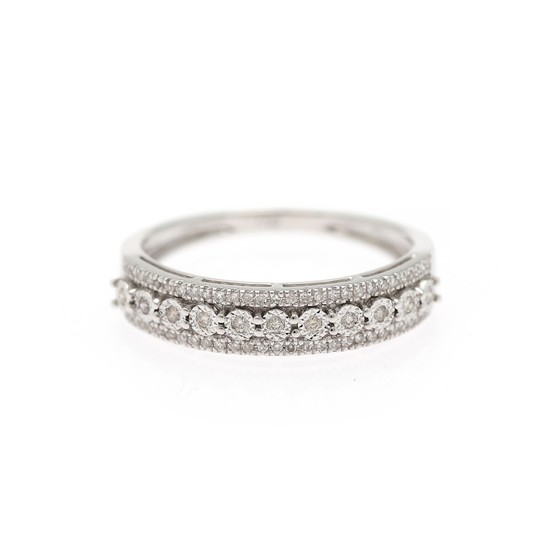 A diamond ring set with numerous brilliant-cut and single-cut diamonds weighing a total of app. 0.15 ct., mounted in 18k white gold. Size 53.