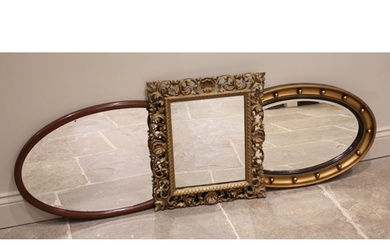 A giltwood Florentine wall mirror, late 19th century, the sc...