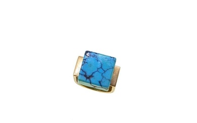 A turquoise matrix dress ring
