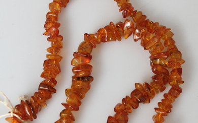 Amber necklace Weight: 46 g. Length when folded in half 32 cm