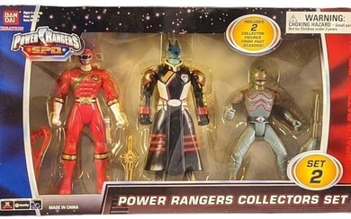 Ban Dai Power Rangers SPD Collectors Set Red Ranger