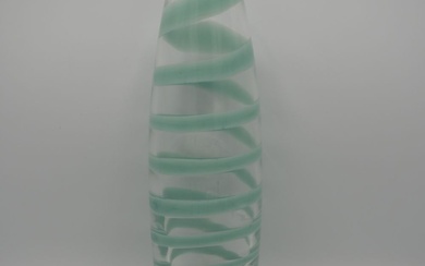 Carlos Scarpa attribué / Murano : Vase "Spiral" vers 1950, de forme oblongue, verre clair...