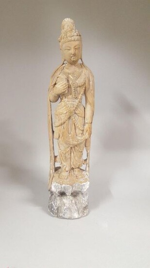 Chine, XXe siècle Sujet en bois sculpté...