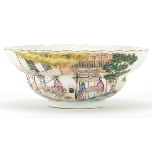 Chinese porcelain bowl finely hand painted in the famille ro...