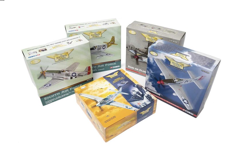 Corgi Aviation Archive AA34405 1:32 Scale P51D Mustang Old Crow