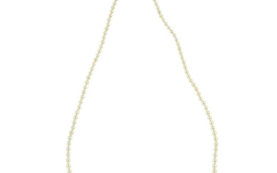Cultured pearl necklace, with diamond clasp