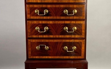 Hickory Furniture Georgian Style Mahogany Silver Chest on Stand