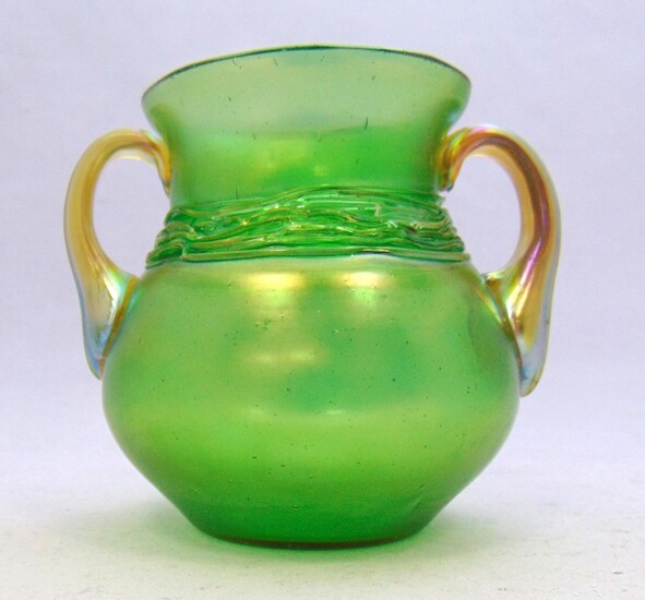 Loetz "Ausfuehrung 44" art glass vase