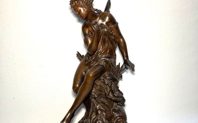 Mathurin MOREAU (1822-1912) Ondine Bronze patiné, signé, présenté sur un socle tournant H. totale: 52...