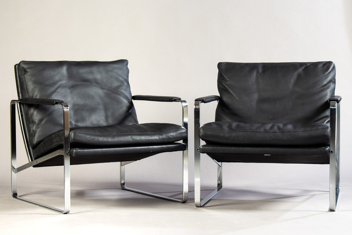 Preben Fabricius & Jørgen Kastholm, a pair of arm chairs, model 710 - 'Conversation Chair' for Walter Knoll (2)