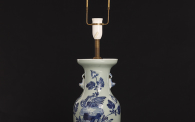 Table lamp made of porcelain with blue decoration. 20 yrs. China.