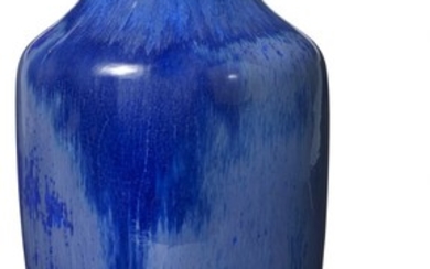 Valdemar Engelhardt: Porcelain vase decorated with blue crystaline glaze with greyish blue elements. H. 27.5 cm.