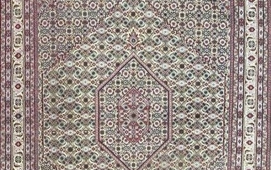 Vintage Persian Hand Knotted Bijar Rug, Wool Pile, 10'