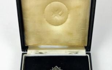 WW2 German Cross in Silver, Cased