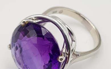 14 kt. White gold - Ring - 17.00 ct Amethyst