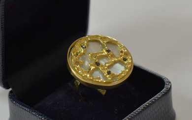 18 kt. Gold - Ring nacre - Diamond