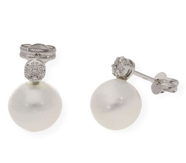 18 kt. South sea pearl, White gold, 11.0 mm - Earrings - 0.25 ct Diamond
