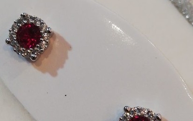 18 kt. Gold, White gold - Earrings Ruby - Diamonds