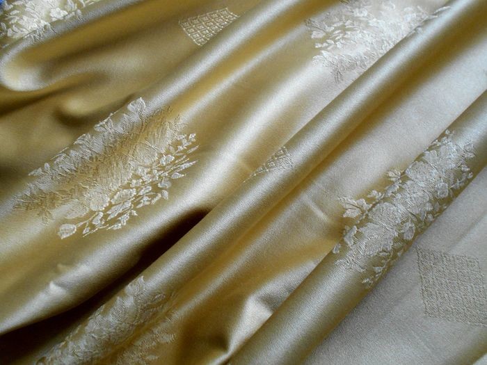 5.00 x 2.80 m Prized Jacquard Damask Fabric Manifattura San Leucio - Textiles - 21st century