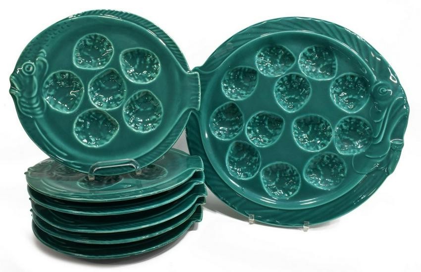(7) FRENCH TURQUOISE GLAZED OYSTER SERVICE
