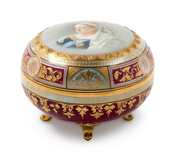 A Vienna Painted and Parcel Gilt Covered Porcelain Box