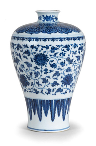 A blue and white 'floral' vase, meiping