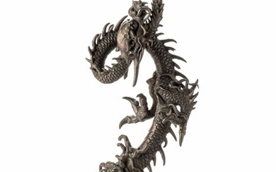 A well-shaped and large patinated bronze okimono of a coiled Ryu dragon 龍 on a circular base - Patinated bronze - Japan - Meiji period (late 19th century)